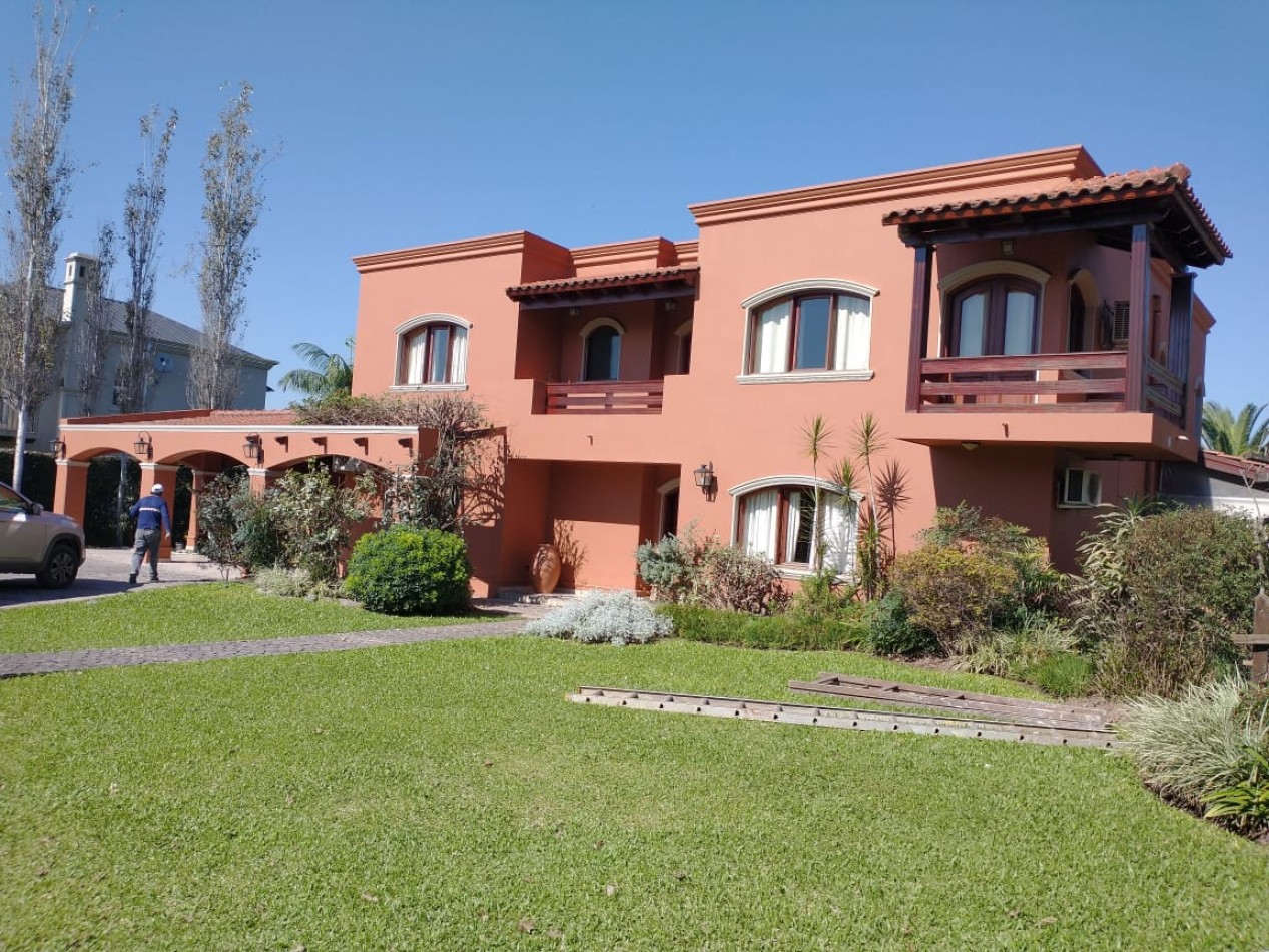 VENTA CASA - COUNTRY MARCOS PAZ