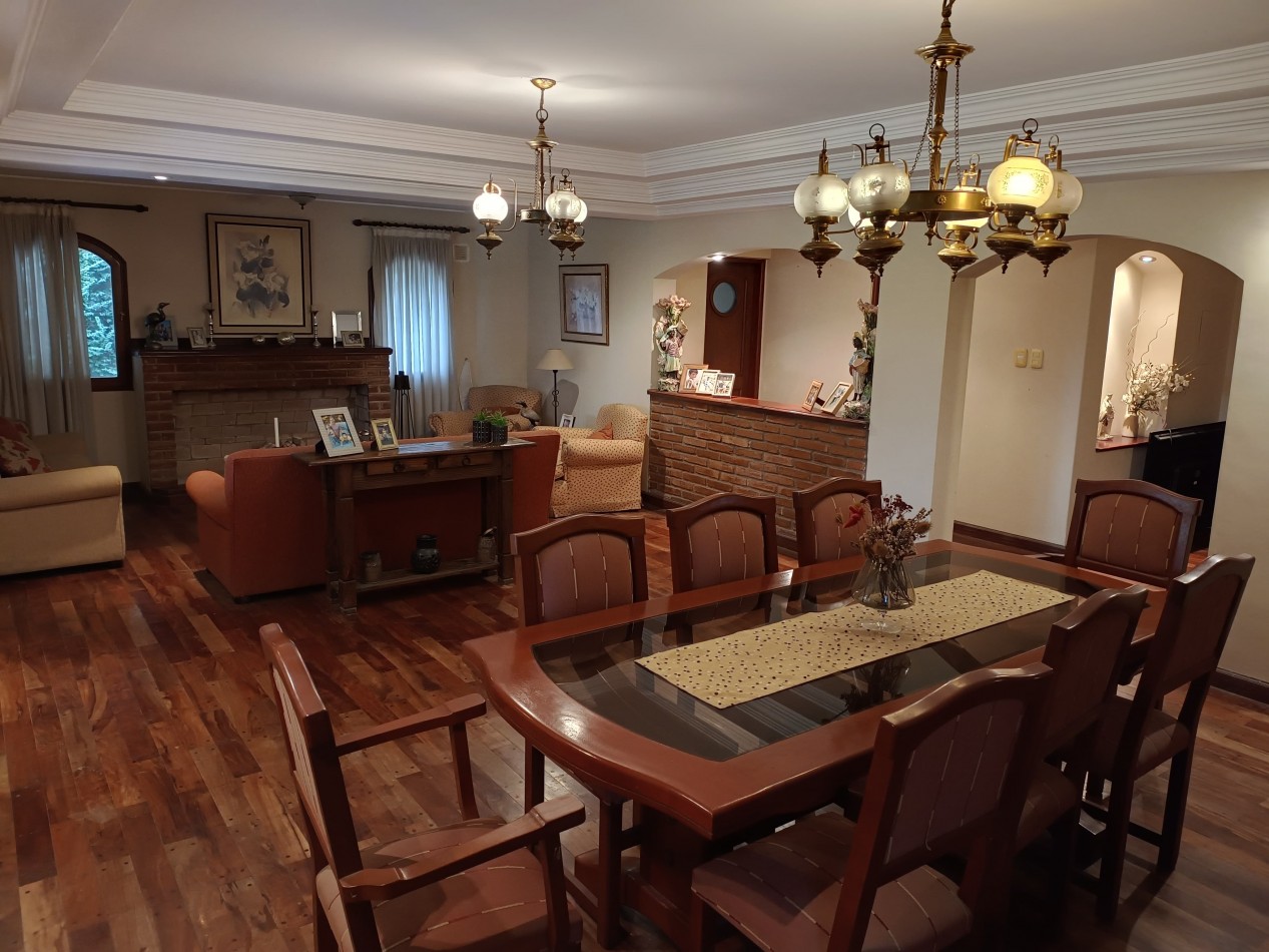 VENTA CASA - COUNTRY MARCOS PAZ