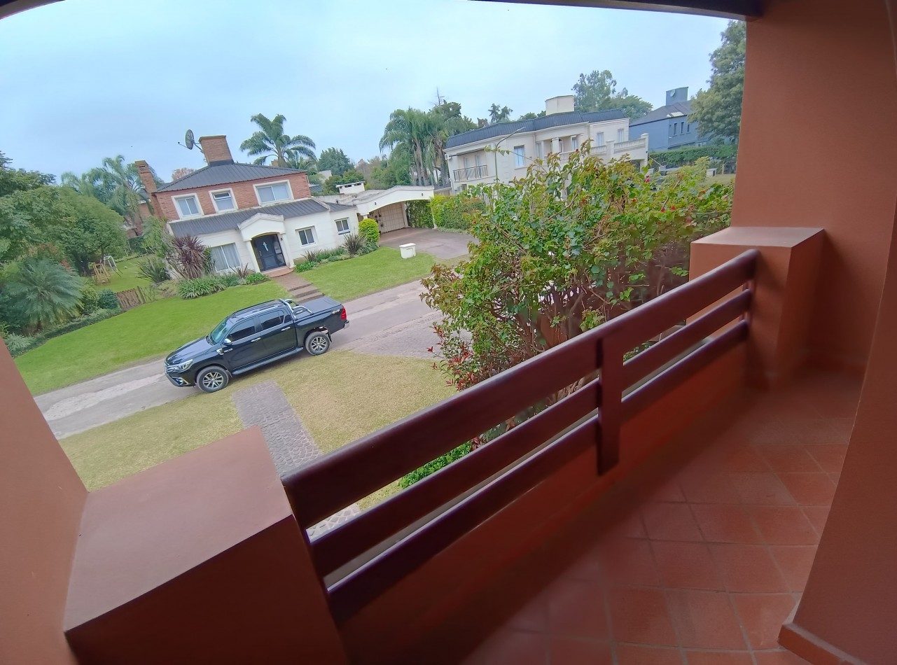 VENTA CASA - COUNTRY MARCOS PAZ