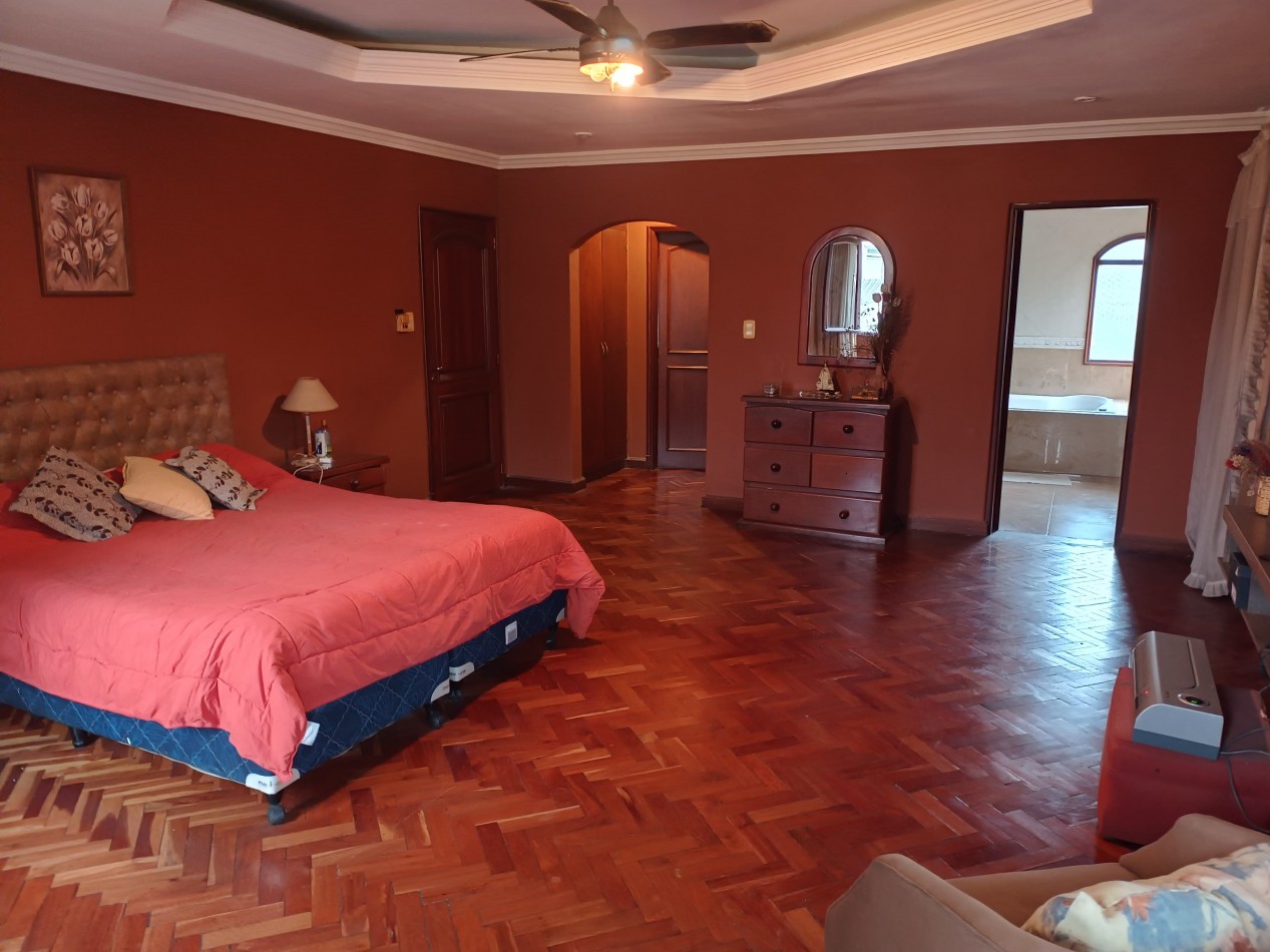 VENTA CASA - COUNTRY MARCOS PAZ